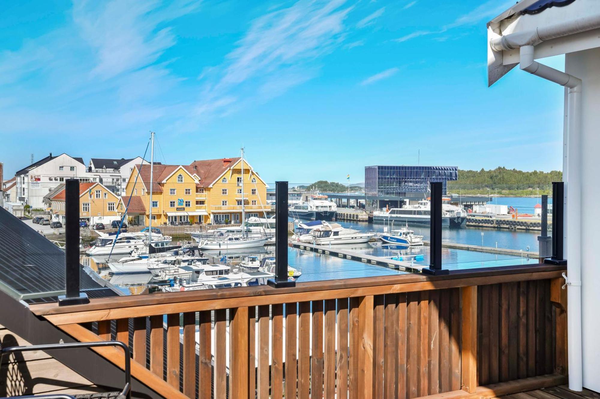 Floro Apartments Hotell Florø Exterior foto